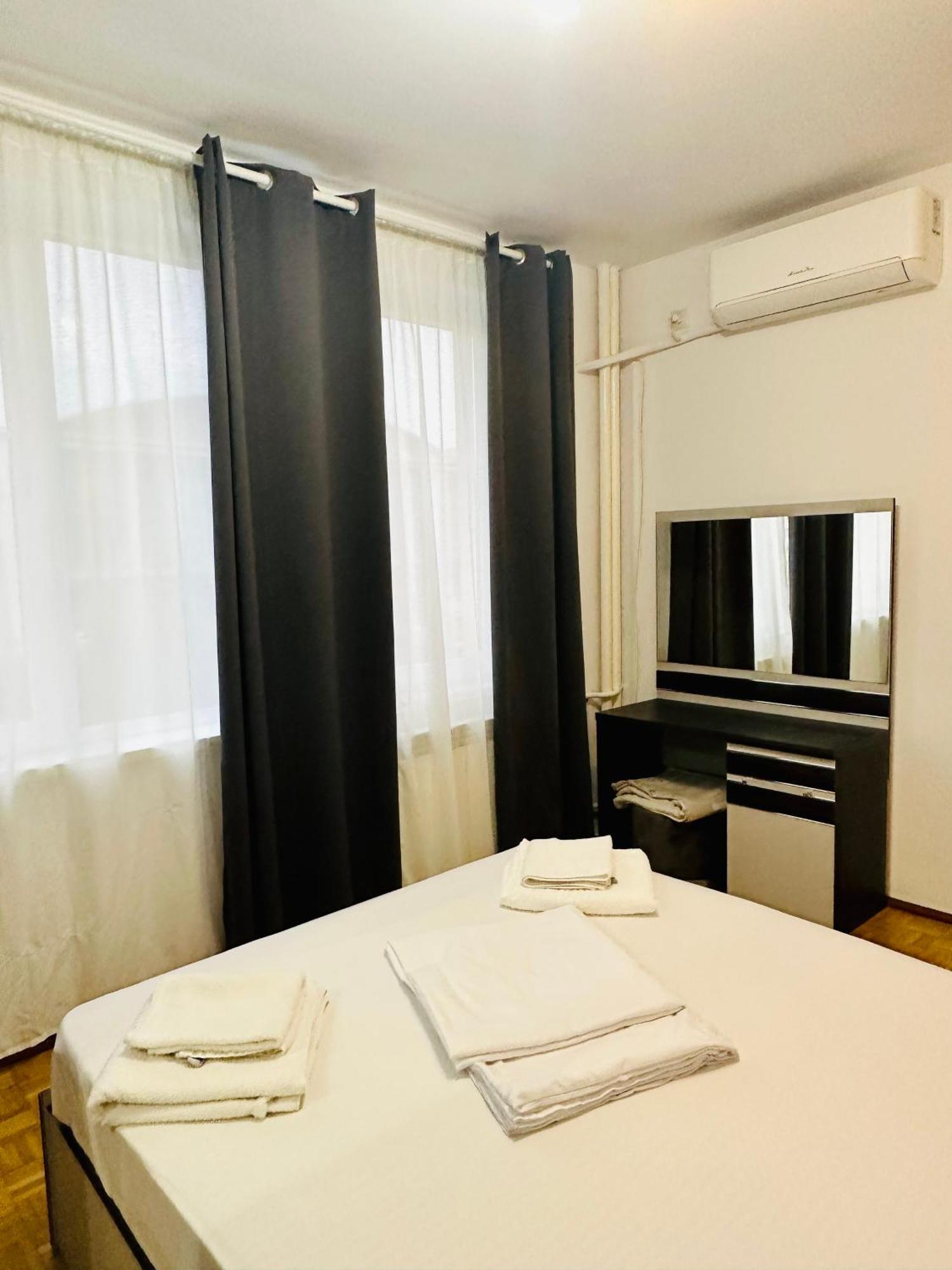 Chic Comfort 1Bdr With Landmark View - Concerthall Bucareste Exterior foto